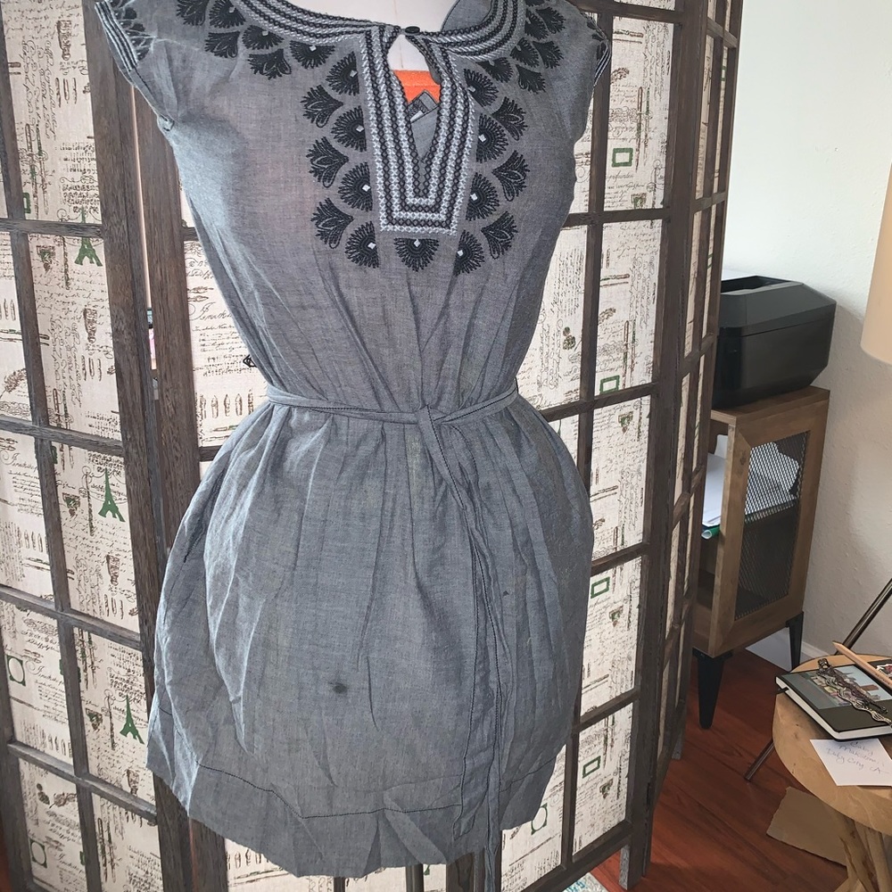 Tea Collection Tunic with belt & neck embroidery